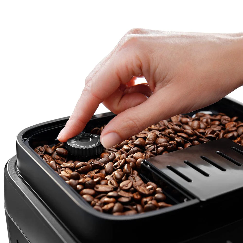 De'Longhi Magnifica Evo Automatic Coffee Machine with Frother